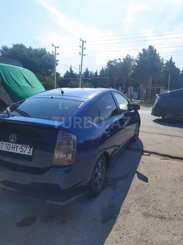 Toyota Prius-3