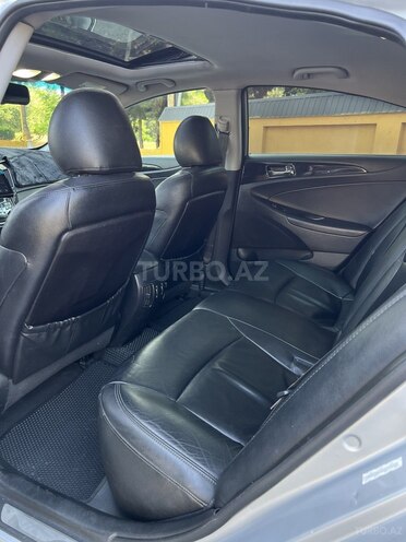 Hyundai Sonata-10