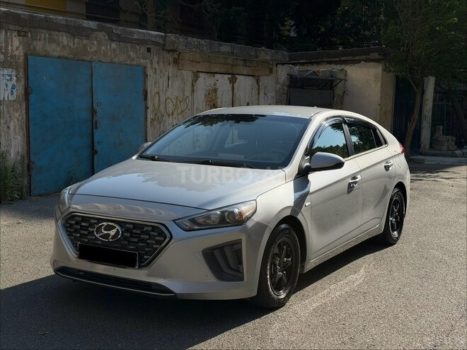 Hyundai IONIQ-2