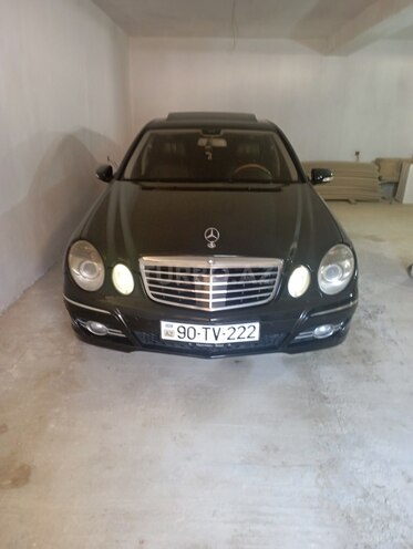 Mercedes E 320-1