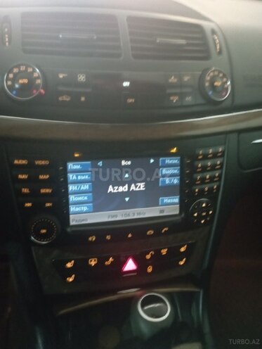 Mercedes E 320-3