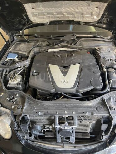 Mercedes E 320-5