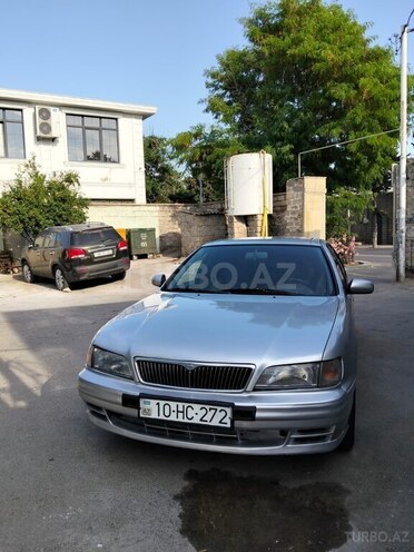 Nissan Maxima-1