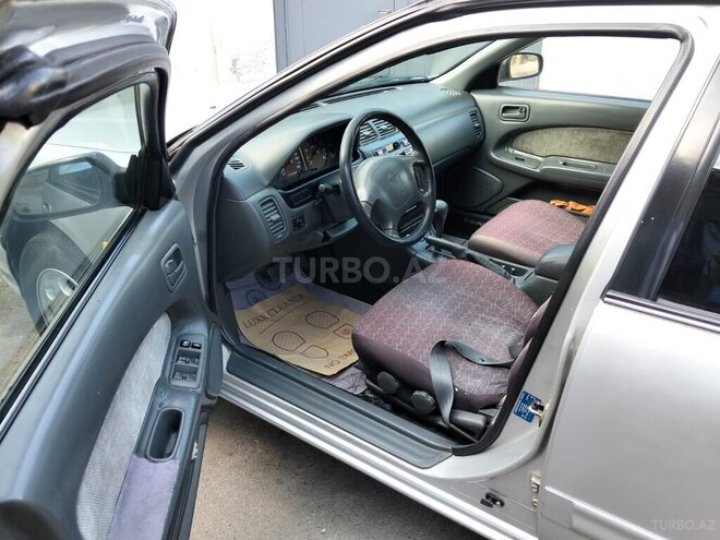 Nissan Maxima-2