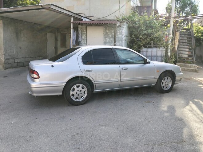 Nissan Maxima-3
