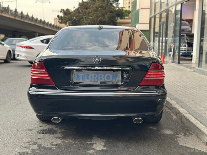 Mercedes S 320-4