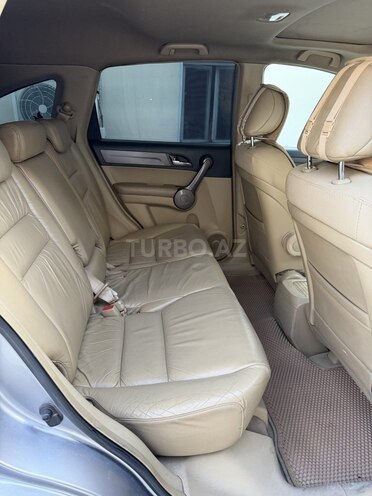 Honda CR-V-11