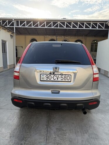 Honda CR-V-8
