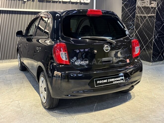 Nissan March-4