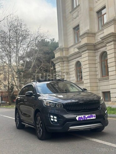 Kia Sorento-18