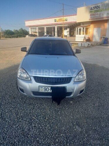 LADA (VAZ) Priora-1
