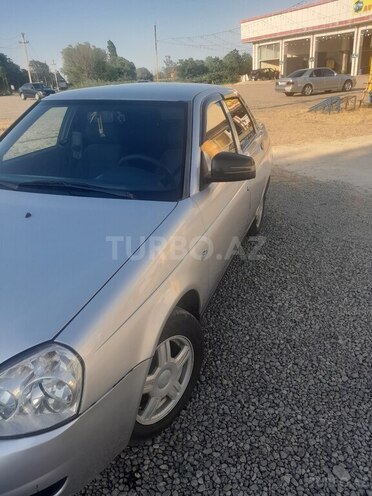 LADA (VAZ) Priora-5