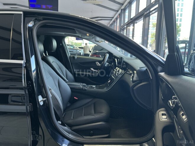 Mercedes C 300-10