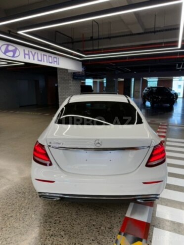 Mercedes E 220 d-5