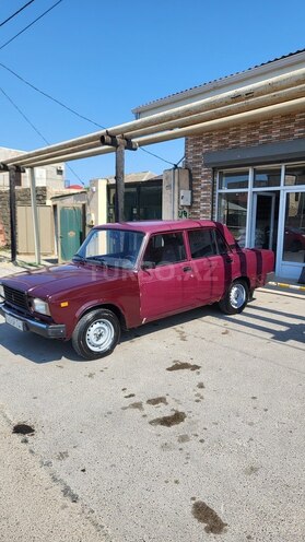LADA (VAZ) 2107-5