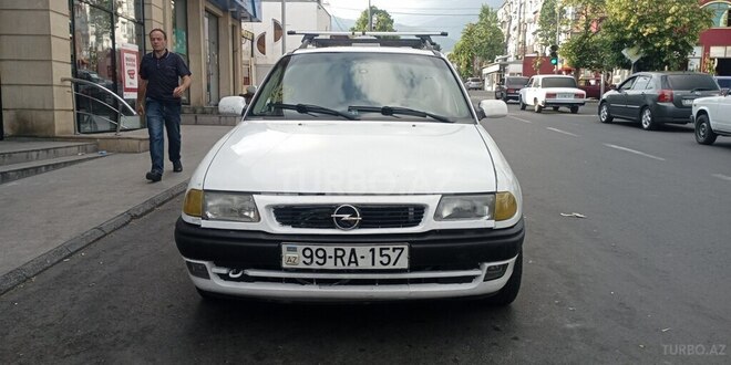 Opel Astra-1