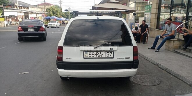 Opel Astra-3