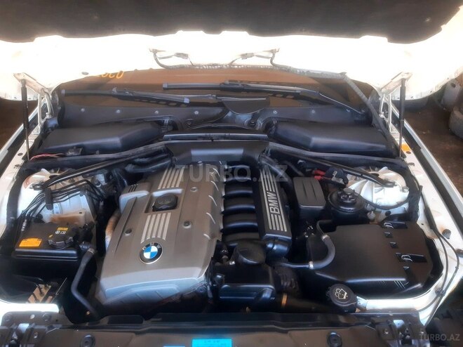 BMW 525-11