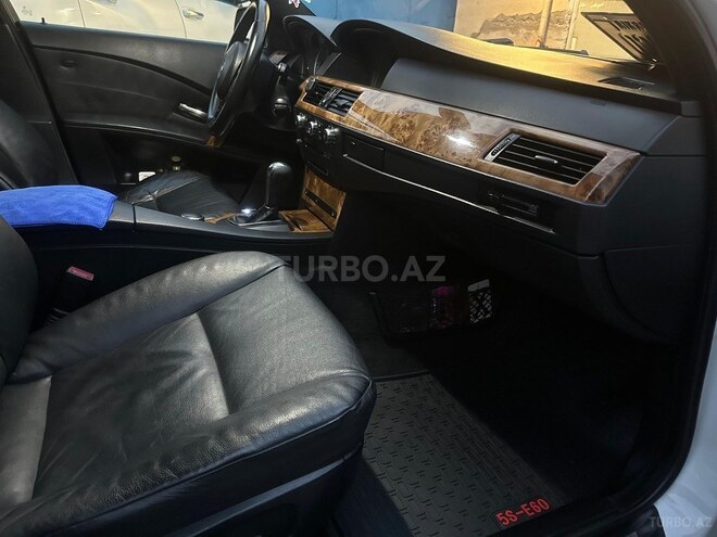 BMW 525-13