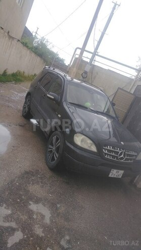 Mercedes ML 320-3
