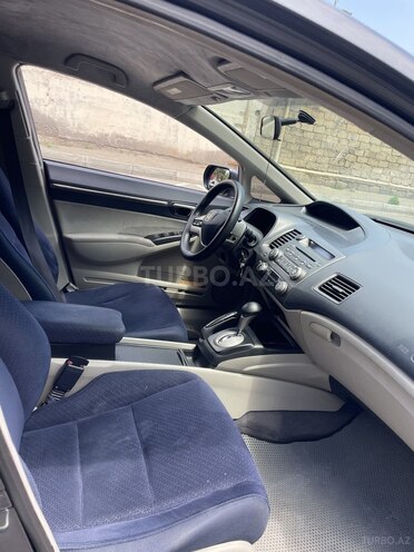 Honda Civic-8