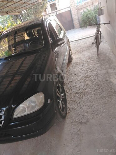 Mercedes ML 320-6