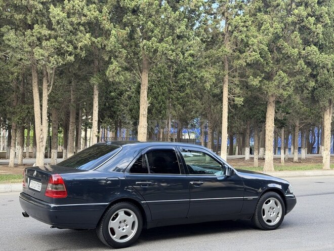 Mercedes C 180-5