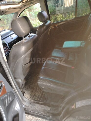 Mercedes ML 320-8