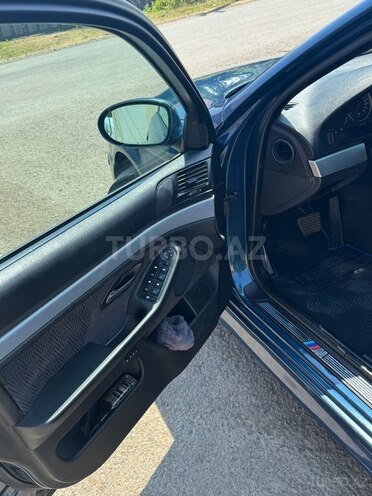BMW 525-8
