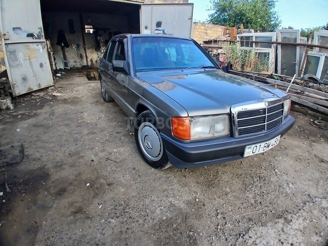 Mercedes 190-3