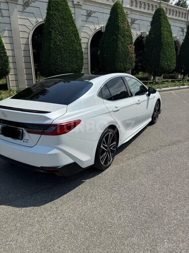 Toyota Camry-6