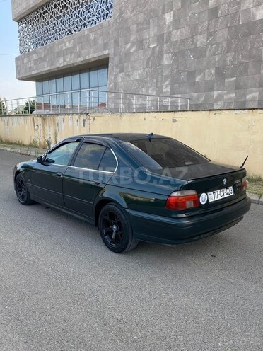 BMW 528-6