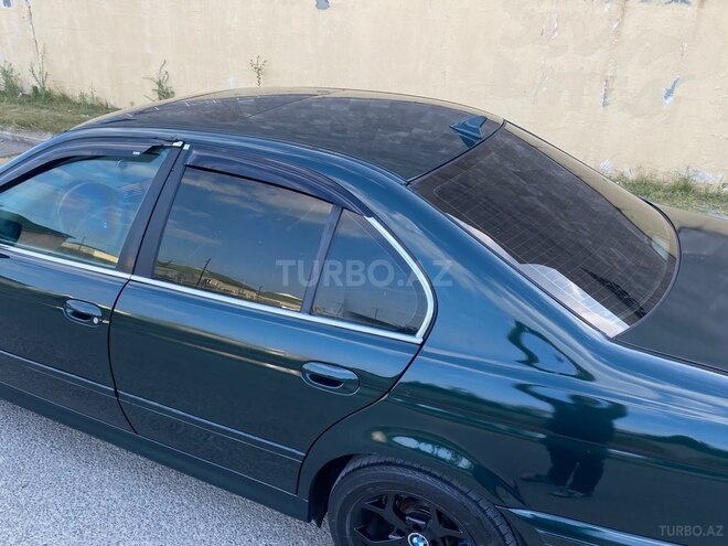 BMW 528-10