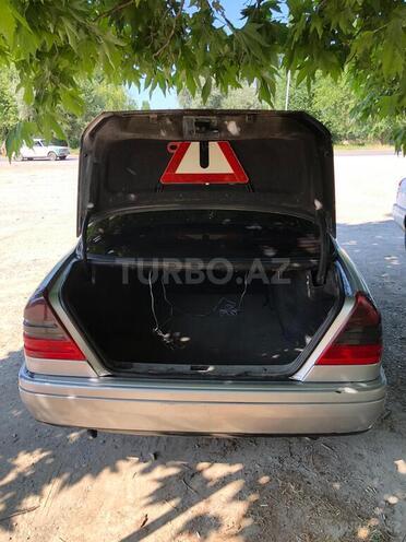 Mercedes C 180-4