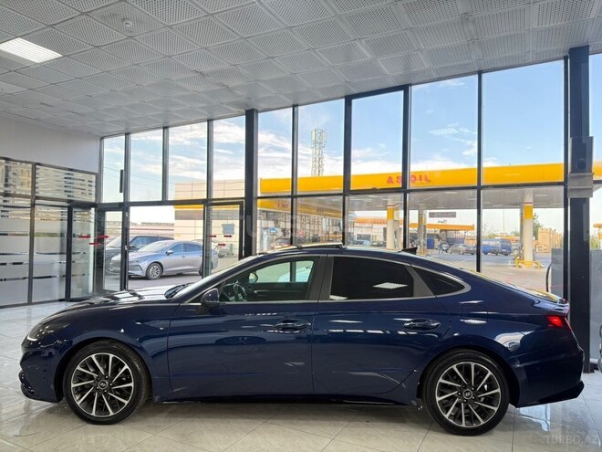 Hyundai Sonata-14