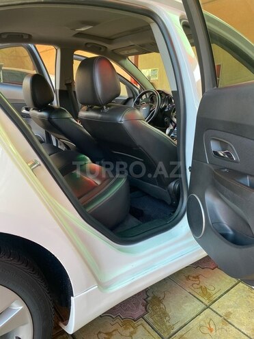 Chevrolet Cruze-8