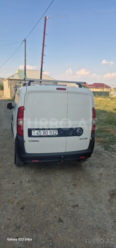 Opel Combo-4