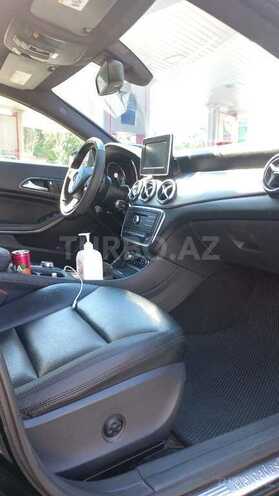 Mercedes CLA 250-10