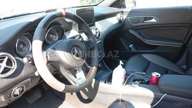 Mercedes CLA 250-7