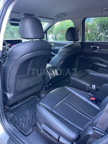 Kia Sorento-11