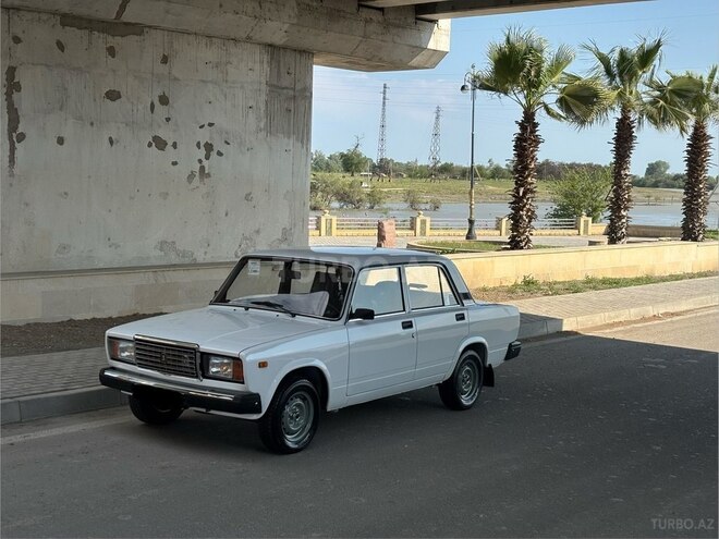 LADA (VAZ) 2107-7