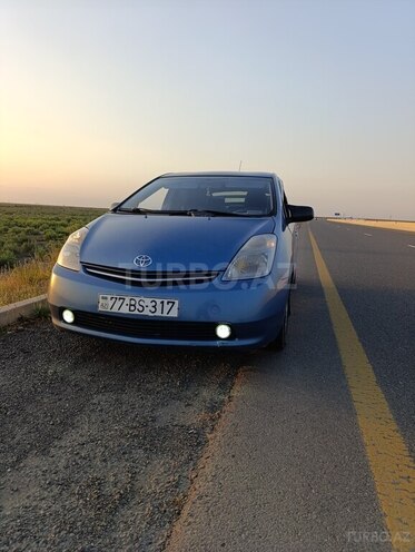 Toyota Prius-2