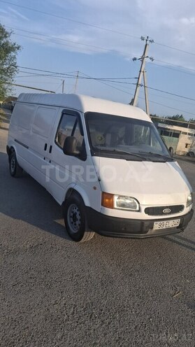 Ford Transit-4