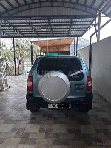 Chevrolet Niva-13