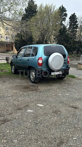 Chevrolet Niva-11