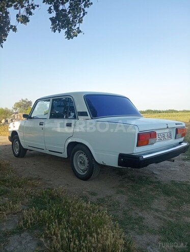 LADA (VAZ) 2107-4