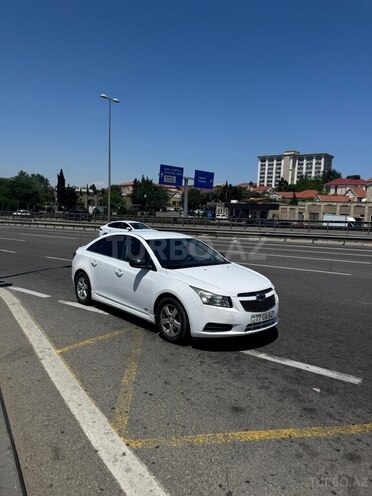 Chevrolet Cruze-1
