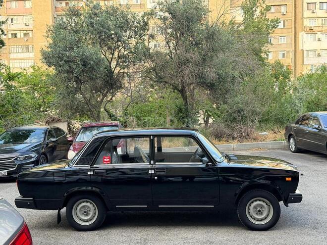 LADA (VAZ) 2107-4