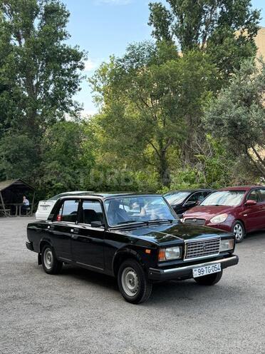 LADA (VAZ) 2107-2