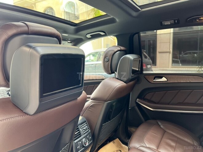 Mercedes GL 500 4MATIC-11